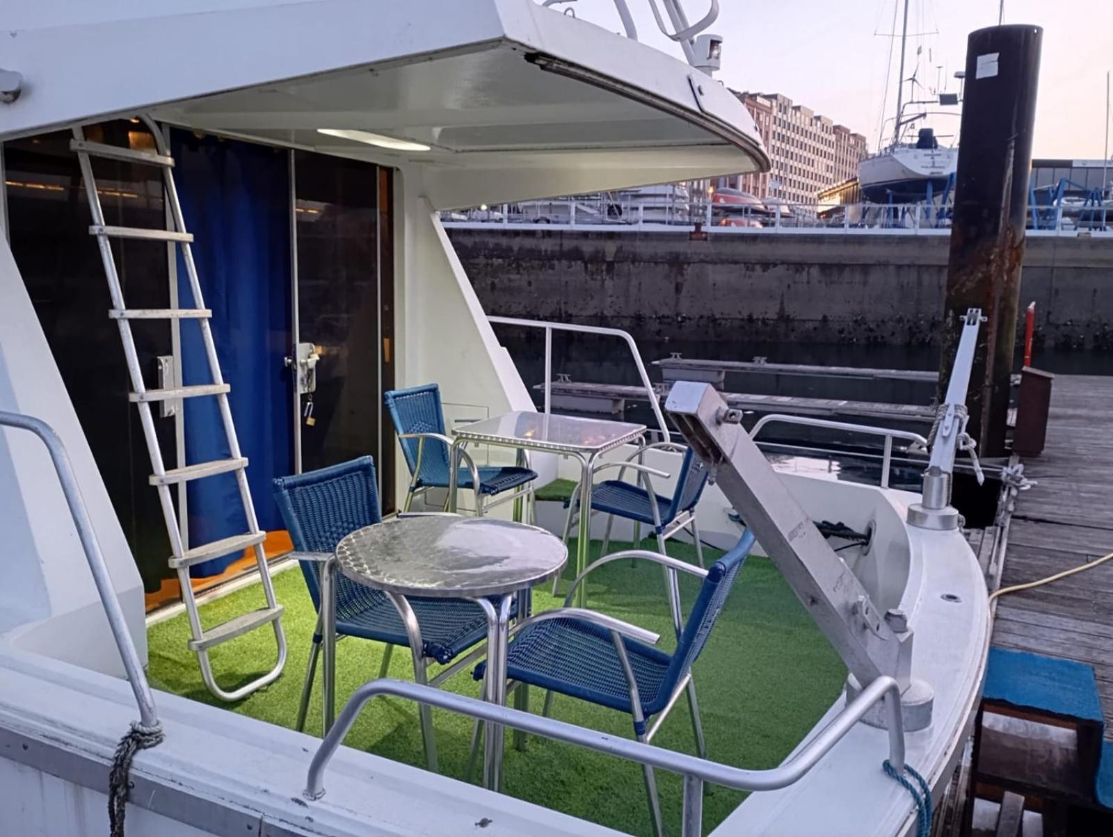 Yate , Experiencia Unica J Botel Gijón